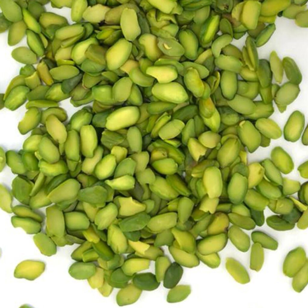 Flaked-pistachio-kernels-2